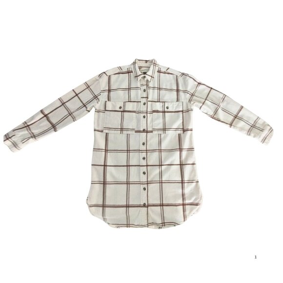 Universal Thread Women’s Boyfriend Plaid Flannel Shacket Size S 2 Front Pockets - Picture 2 of 4